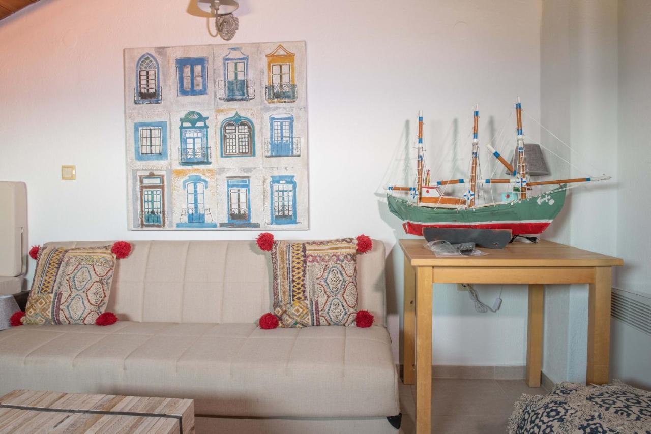 Dandy Villas Nea Roda - Melodic Waves - Private - Pool - Parking - Cellar Bagian luar foto