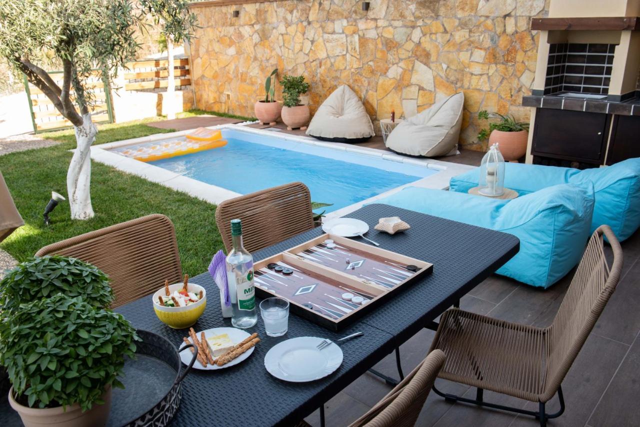 Dandy Villas Nea Roda - Melodic Waves - Private - Pool - Parking - Cellar Bagian luar foto